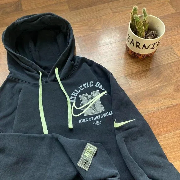 Nike Athletic Club Navy Hoodie - Picture 8 of 8